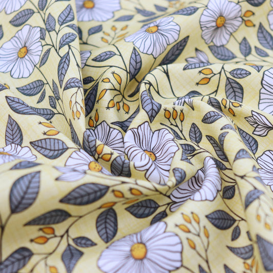 Tessuto in Raso di 100% Cotone: Fiori Bianchi su sfondo Giallo