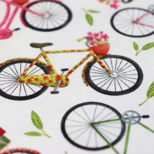 Tessuto in Raso di 100% Cotone: Biciclette su sfondo Giallo Chiaro