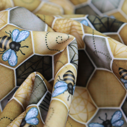 Tessuto SOFTSHELL impermeabile: Alveare e api su sfondo giallo e marrone