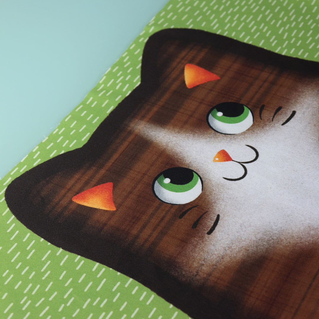 Pannello di stoffa "Micione" marrone, cuscino a forma di GATTO da tagliare, cucire e imbottire