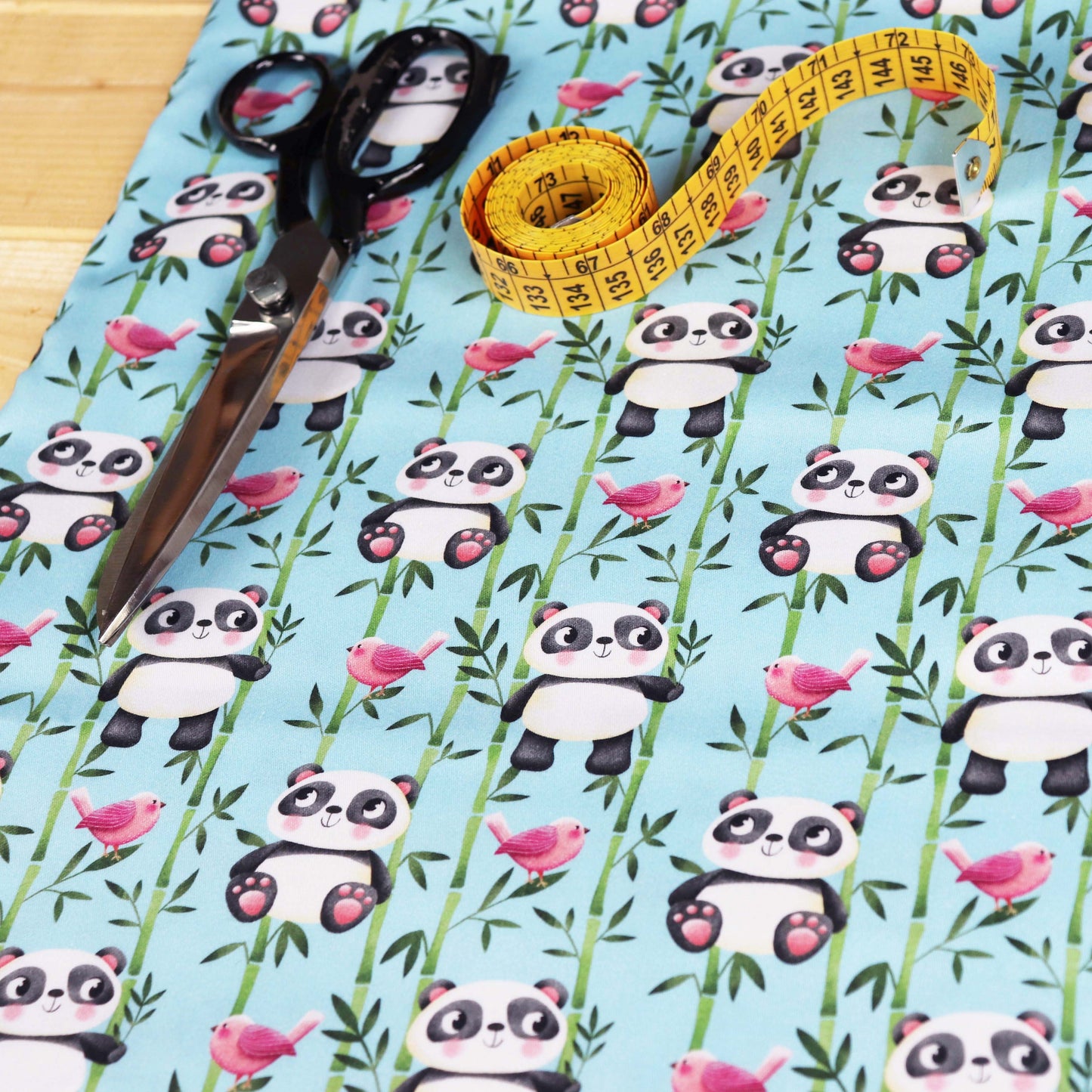 Set di 3 Tessuti Coordinati in Raso 100% Cotone: Panda e Uccellini su sfondo Turchese