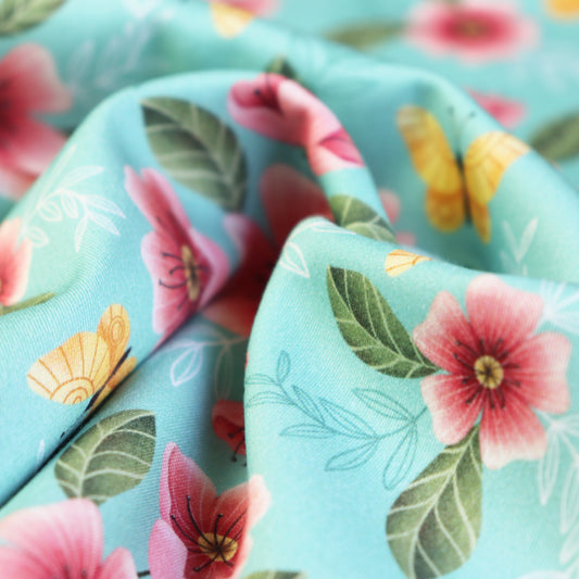 Set di 3 Tessuti Coordinati in Raso 100% Cotone: Fiori e Farfalle su sfondo Verde Acqua