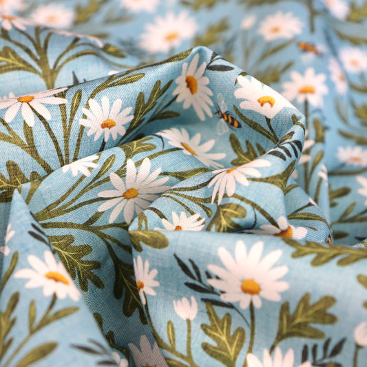 Set di 3 Tessuti Coordinati in Raso 100% Cotone: Daisy Dream, Margherite su sfondo celeste