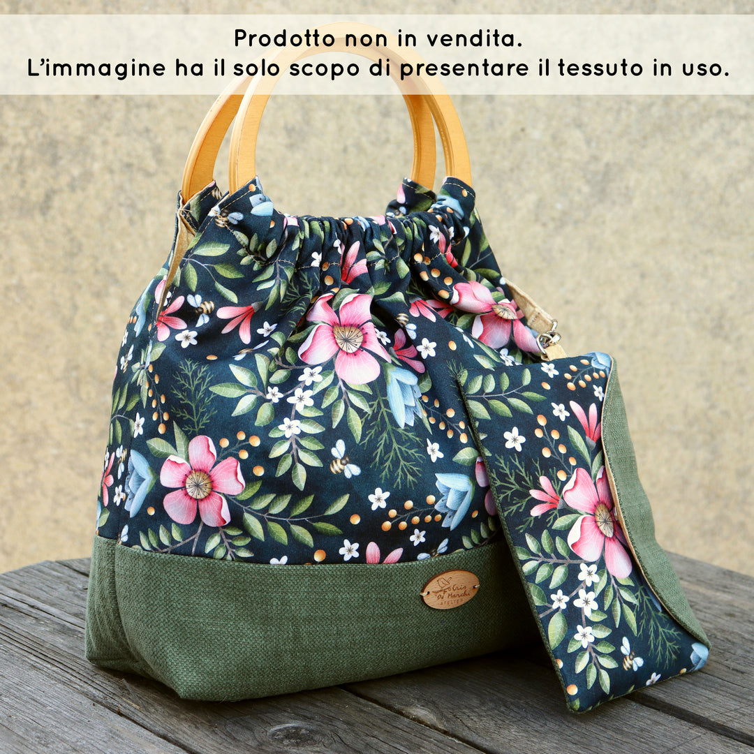Tessuto in Raso di 100% Cotone: Giardino Incantato su sfondo Scuro