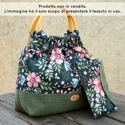 Tessuto in Raso di 100% Cotone: Giardino Incantato su sfondo Scuro