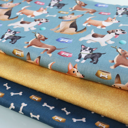 Set di 3 Tessuti Coordinati in Raso 100% Cotone: Cani di varie Razze su sfondo Celeste