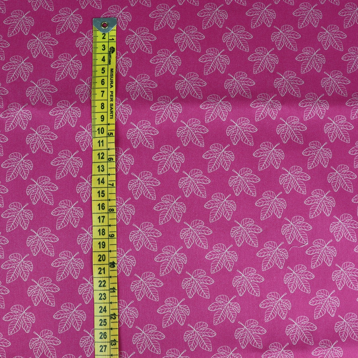 Set di 3 Tessuti Coordinati in Raso 100% Cotone: Fichi Fucsia e Foglie Verdi