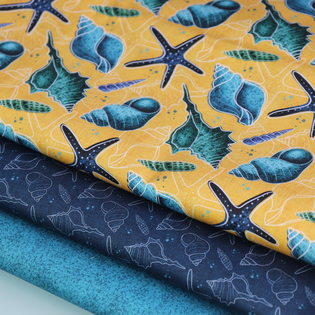 Set di 3 Tessuti Coordinati in Raso 100% Cotone: Conchiglie Blu su sfondo Giallo