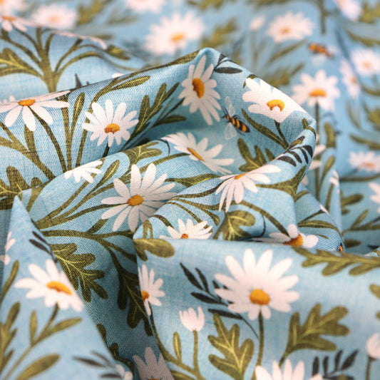 Tessuto in Raso di 100% Cotone: Daisy Dream -  Margherite su sfondo Celeste